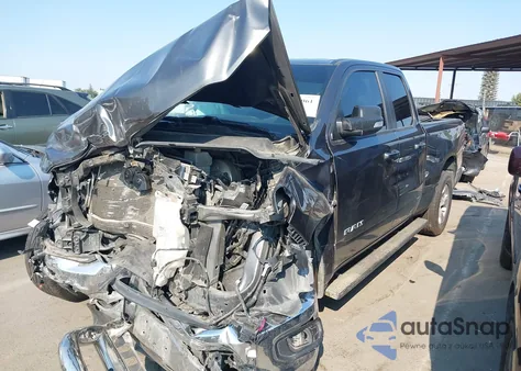 2022 Ram 1500 Big Horn 4X2 6'4 Box z USA, uszkodzony, nr VIN 1C6RREBG8NN268199